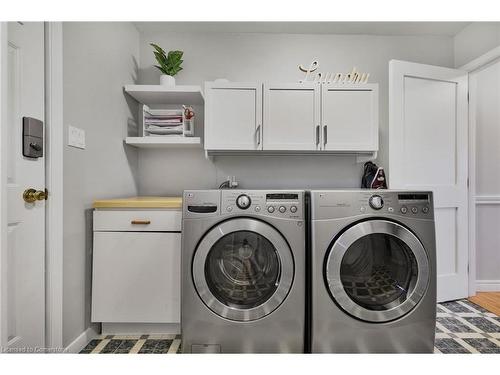 241 Bonaventure Drive, Hamilton, ON - Indoor Photo Showing Laundry Room