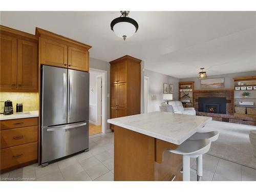 241 Bonaventure Drive, Hamilton, ON - Indoor Photo Showing Kitchen