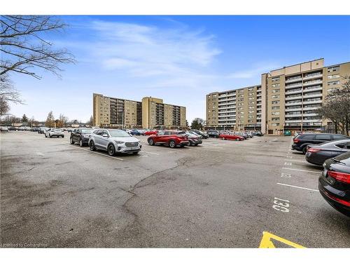 805-15 Albright Road, Hamilton, ON - Outdoor