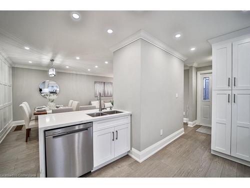 31 Nuffield Drive, Toronto, ON - Indoor Photo Showing Kitchen With Double Sink