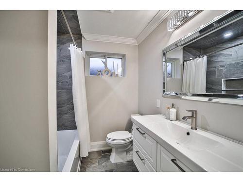 31 Nuffield Drive, Toronto, ON - Indoor Photo Showing Bathroom