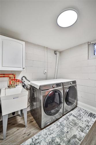 31 Nuffield Drive, Toronto, ON - Indoor Photo Showing Laundry Room