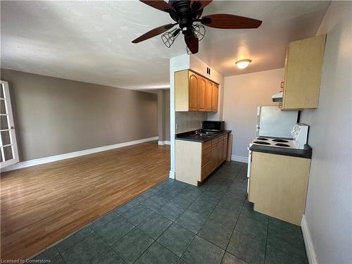 406-101 Queen Street S, Hamilton, ON - Indoor Photo Showing Kitchen