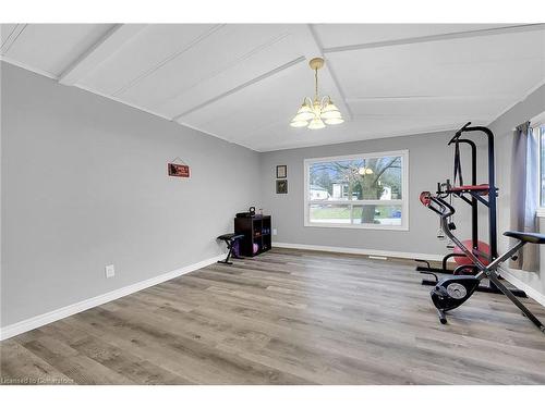 94 Maple Crescent, Flamborough, ON - Indoor Photo Showing Gym Room