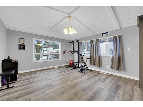 94 Maple Crescent, Flamborough, ON - Indoor Photo Showing Gym Room