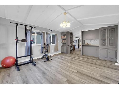 94 Maple Crescent, Flamborough, ON - Indoor Photo Showing Gym Room