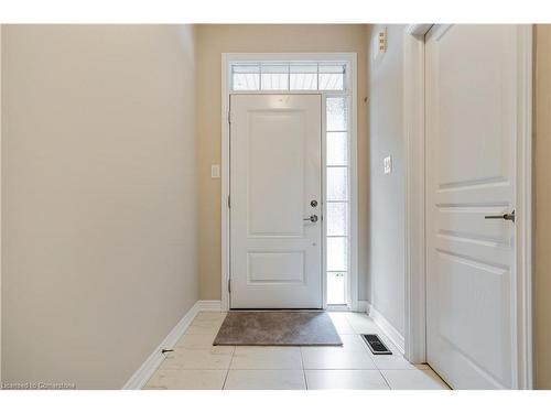 27 Waterview Lane, Grimsby, ON - Indoor Photo Showing Other Room