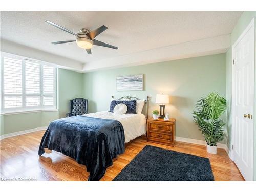 507-8 Village Green Boulevard, Stoney Creek, ON - Indoor Photo Showing Bedroom