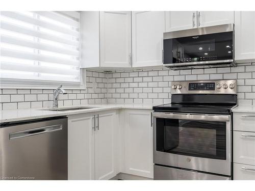 34 Sherman Avenue S, Hamilton, ON - Indoor Photo Showing Kitchen With Upgraded Kitchen