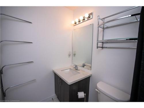 331-35 Southshore Crescent, Hamilton, ON - Indoor Photo Showing Bathroom