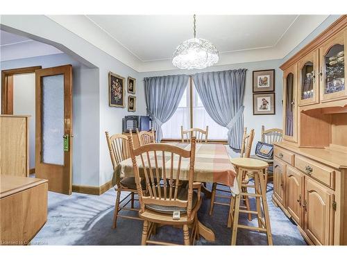 8 Bromley Road, Hamilton, ON - Indoor Photo Showing Dining Room