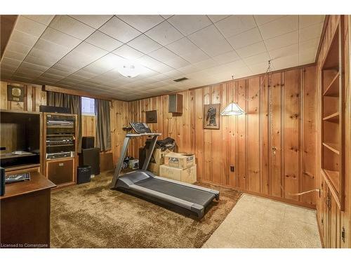 8 Bromley Road, Hamilton, ON - Indoor Photo Showing Gym Room