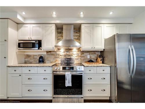 3-1501 Upper Middle Road, Burlington, ON - Indoor Photo Showing Kitchen With Upgraded Kitchen