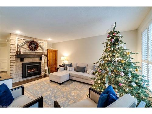 3-1501 Upper Middle Road, Burlington, ON - Indoor Photo Showing Living Room With Fireplace