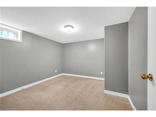 253 Thorner Drive, Hamilton, ON - Indoor Photo Showing Other Room