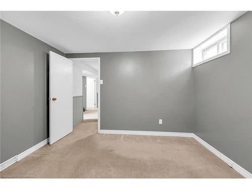 253 Thorner Drive, Hamilton, ON - Indoor Photo Showing Other Room