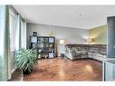 253 Thorner Drive, Hamilton, ON  - Indoor Photo Showing Living Room 