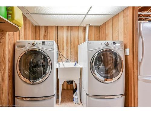 253 Thorner Drive, Hamilton, ON - Indoor Photo Showing Laundry Room