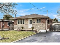 253 Thorner Drive  Hamilton, ON L8V 2M6