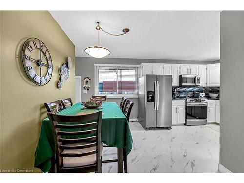 253 Thorner Drive, Hamilton, ON - Indoor Photo Showing Dining Room