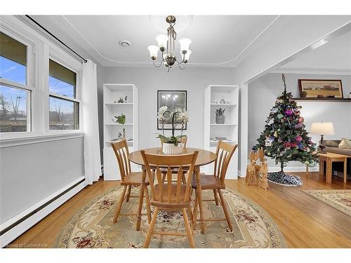 4299 East Avenue, Beamsville, ON - Indoor Photo Showing Dining Room