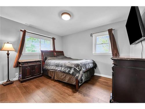 7167 Rainham Road, Dunnville, ON - Indoor Photo Showing Bedroom