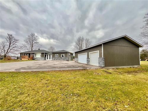 7167 Rainham Road, Dunnville, ON - Outdoor