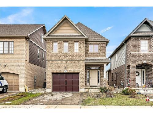 31 Pondcliffe Drive Drive, Kitchener, ON - Outdoor With Facade