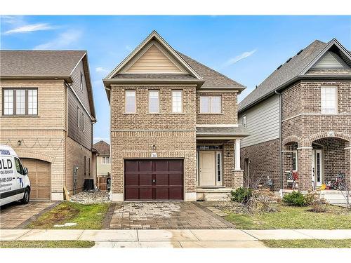 31 Pondcliffe Drive Drive, Kitchener, ON - Outdoor With Facade