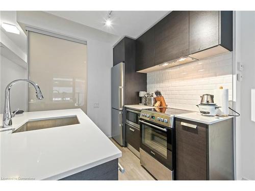 206-57 St Joseph Street, Toronto, ON - Indoor Photo Showing Kitchen With Upgraded Kitchen