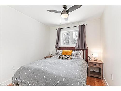 234 Canrobert Street, Eugenia, ON - Indoor Photo Showing Bedroom