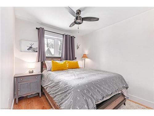 234 Canrobert Street, Eugenia, ON - Indoor Photo Showing Bedroom