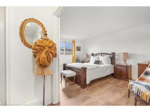 46 Millpond Place, Hamilton, ON - Indoor Photo Showing Bedroom