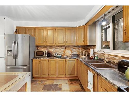 46 Millpond Place, Hamilton, ON - Indoor Photo Showing Kitchen With Double Sink