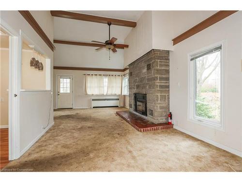 1 Grand Avenue, Grimsby, ON - Indoor With Fireplace