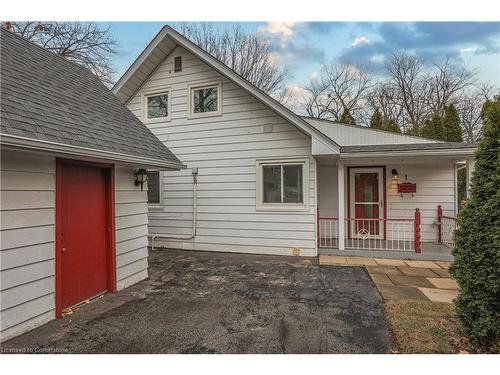 1 Grand Avenue, Grimsby, ON - Outdoor With Deck Patio Veranda