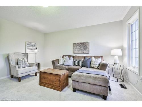 199 Roxton Road, Oakville, ON - Indoor Photo Showing Living Room