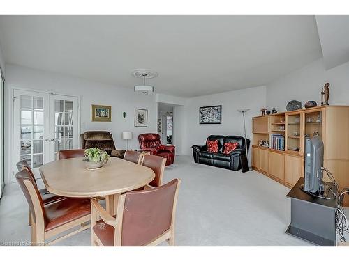 1001-415 Locust Street, Burlington, ON - Indoor Photo Showing Dining Room