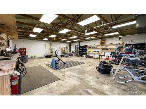 1083 Colborne Street E, Brantford, ON - Indoor Photo Showing Garage