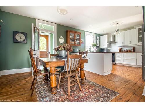 1083 Colborne Street E, Brantford, ON - Indoor Photo Showing Dining Room