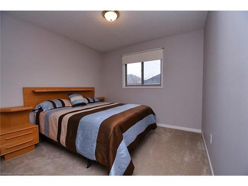 8-18 Cedar Street, Grimsby, ON - Indoor Photo Showing Bedroom