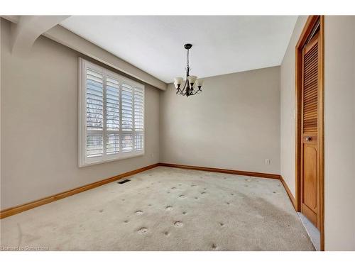 11 Marcella Crescent, Hamilton, ON - Indoor Photo Showing Other Room