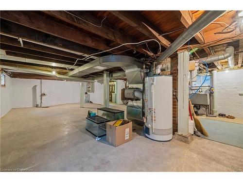 5816 Summer Street, Niagara Falls, ON - Indoor Photo Showing Basement