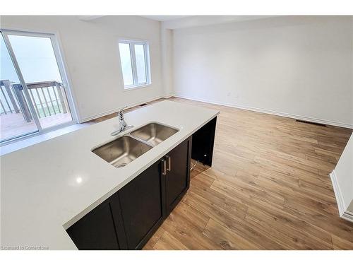 66-305 Garner Road W, Ancaster, ON - Indoor Photo Showing Kitchen With Double Sink