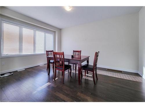 31 Santos Drive, Caledonia, ON - Indoor Photo Showing Dining Room