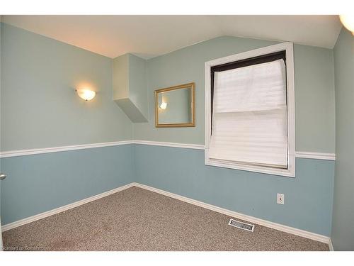 275 Main Street W, Hamilton, ON - Indoor Photo Showing Other Room