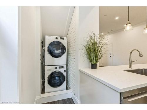 B-139 Macnab Street S, Hamilton, ON - Indoor Photo Showing Laundry Room