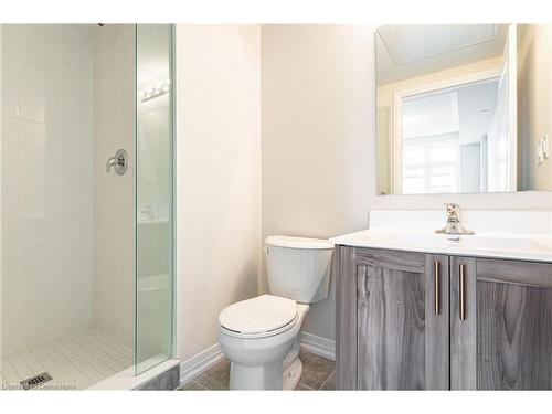 123-1577 Rose Way, Milton, ON - Indoor Photo Showing Bathroom