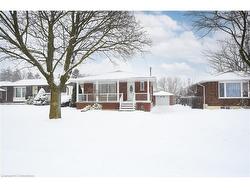 144 Deschene Avenue  Hamilton, ON L9A 3K1