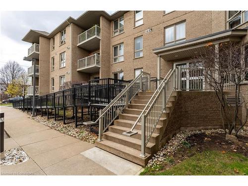 310-56 Kerman Avenue, Grimsby, ON - Outdoor With Balcony